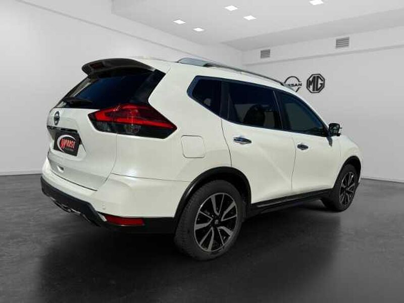 Nissan X-Trail Tekna Automatik Leder Bose Winterräder TÜV&Wartung neu  LED-Kurvenlicht Schiebed