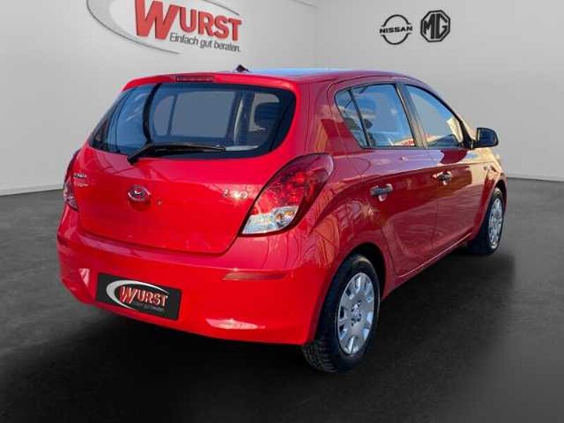 Hyundai i20 5 Star Edition 1.2 5MT Klima 8fach Bereift