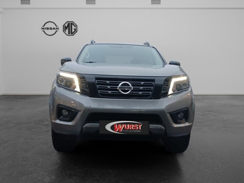 Nissan Navara NP300 N-Guard Double Cab 4x4 2.3 dCi EU6d-T AHK Navi AVM LED Sperrdiff.