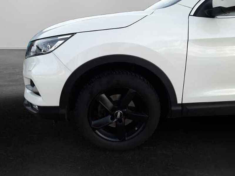 Nissan Qashqai 1.3DIG-T N-Connecta AHK LED Rundumkameras Navi Frontscheibenhzg.